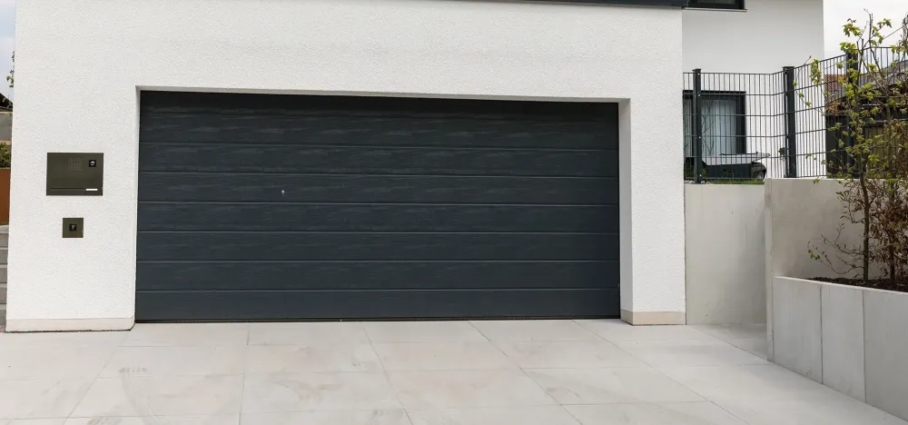 Porte de garage près de Barneville-Carteret